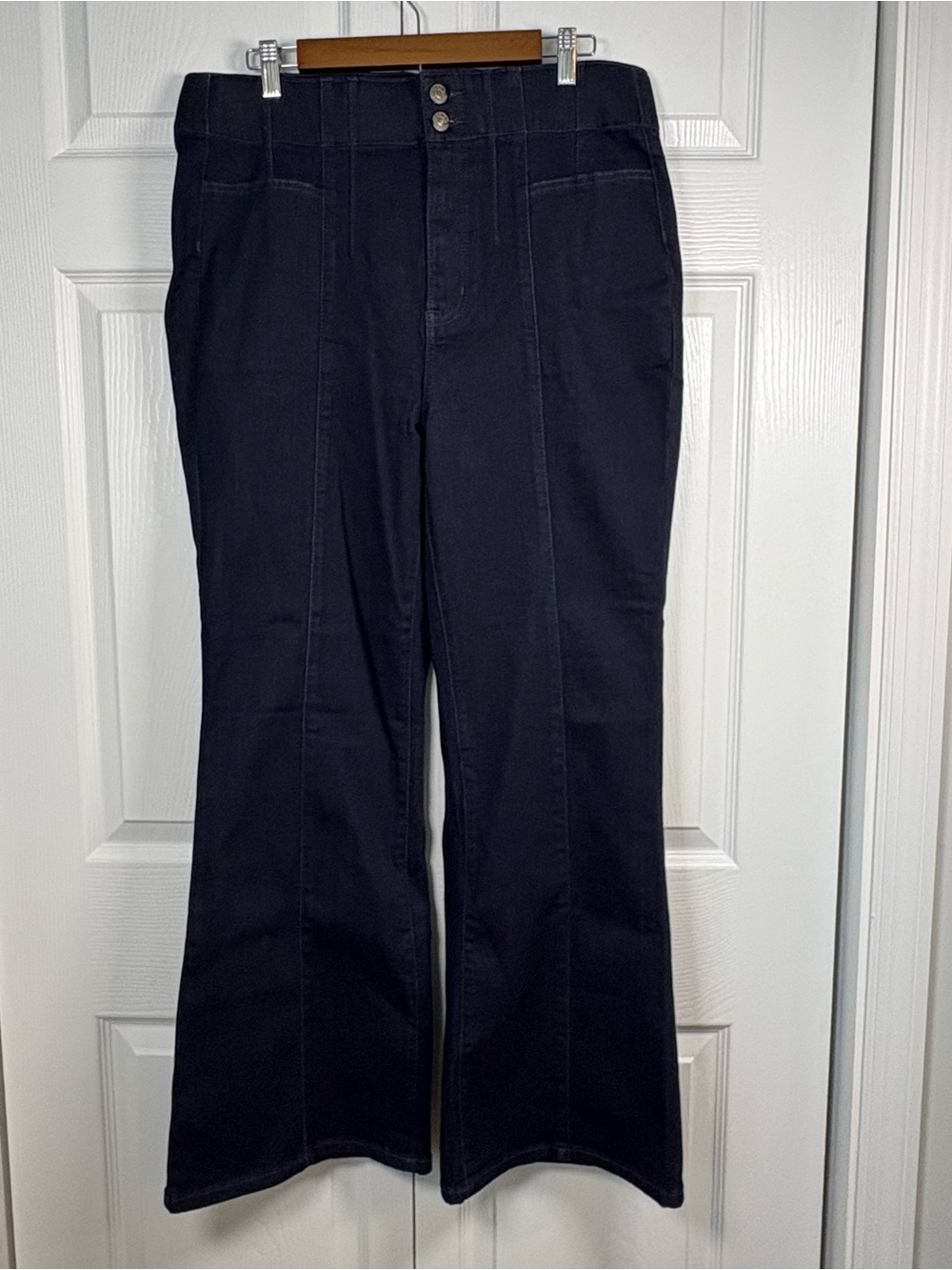 Torrid Feel The Fit 18R Dark Wash Flare Trouser Jeans 70s Retro